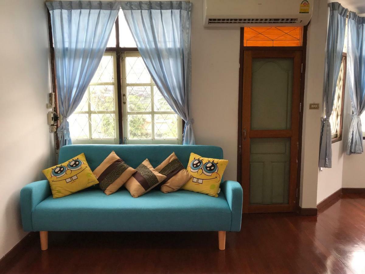 Sira'S House Hotel Bangkok Exterior photo